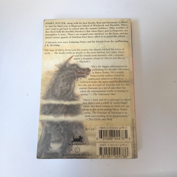 Harry Potter and the Prisoner of Azkaban Paper Back Book - Picture 3 of 7